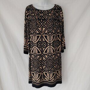 CAREER DRESS WITH NECKLACE